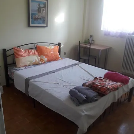 Hellas Palace Balcony 公寓式酒店 *